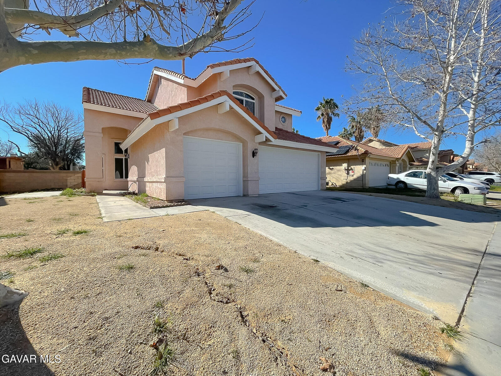 Property Photo:  1768 E Mesa Drive  CA 93535 