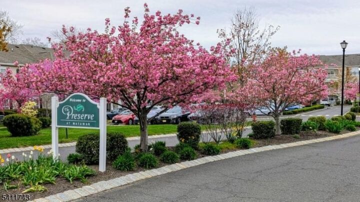 Property Photo: 326 Sloan Ct 326 NJ 07747