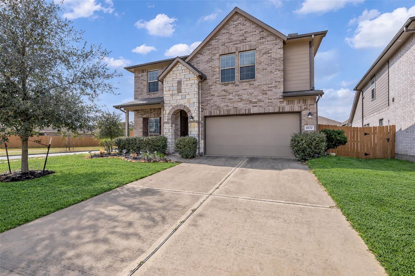 Property Photo: 28130 Aspen Horizon Drive TX 77386
