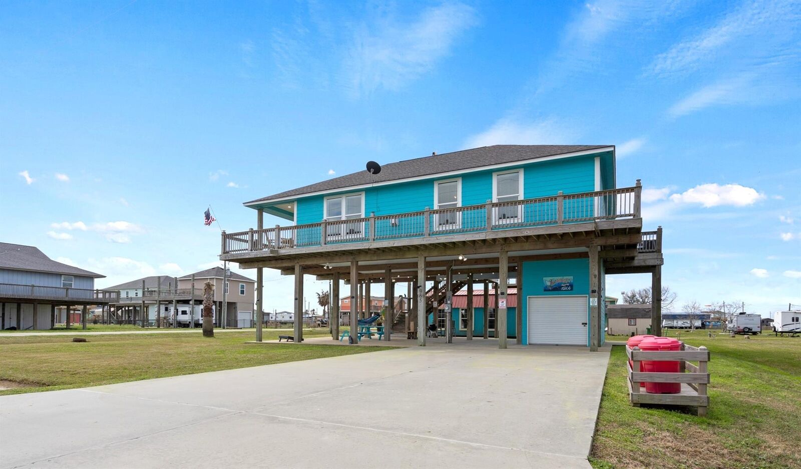 Property Photo: 965 Gulf Shores Drive TX 77650