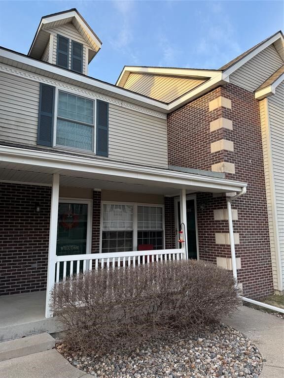 Property Photo:  324 NW Georgetown Boulevard  IA 50023 