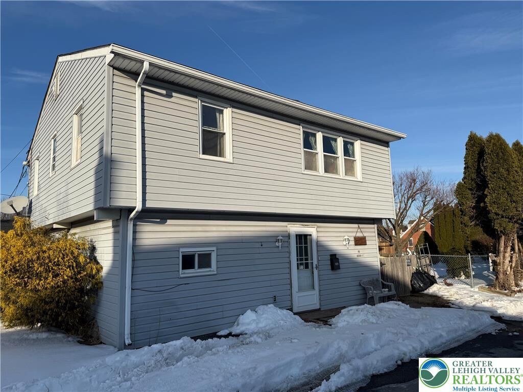 Property Photo: 702 W Locker Street PA 18064