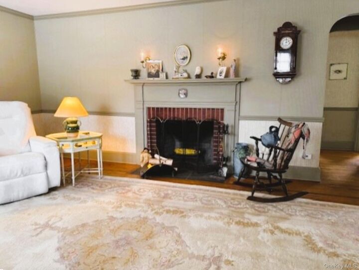 Property Photo:  10 Phillips Street  NY 12571 