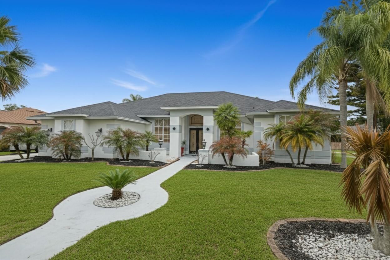 Property Photo:  3767 Hunters Isle Drive  FL 32837 