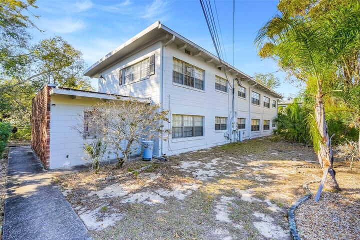 Property Photo: 791 Lake Avenue FL 34711