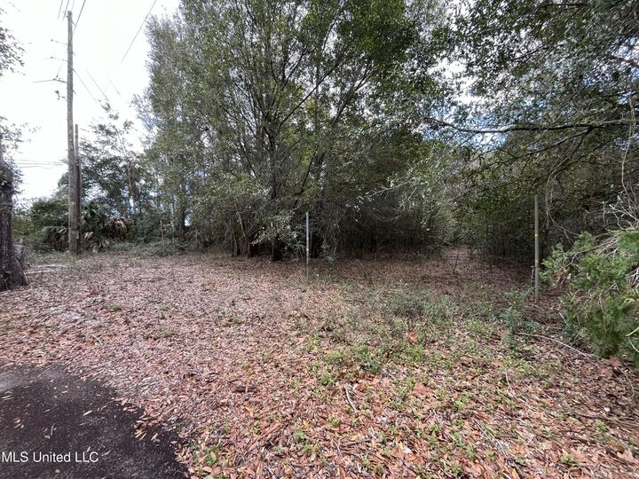 Property Photo:  105 25th Street  MS 39507 