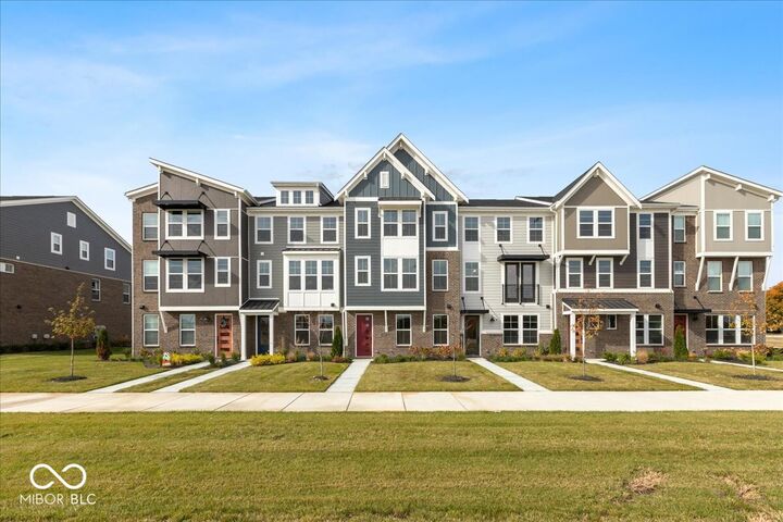 Property Photo:  7344 W County Road 600  IN 46055 