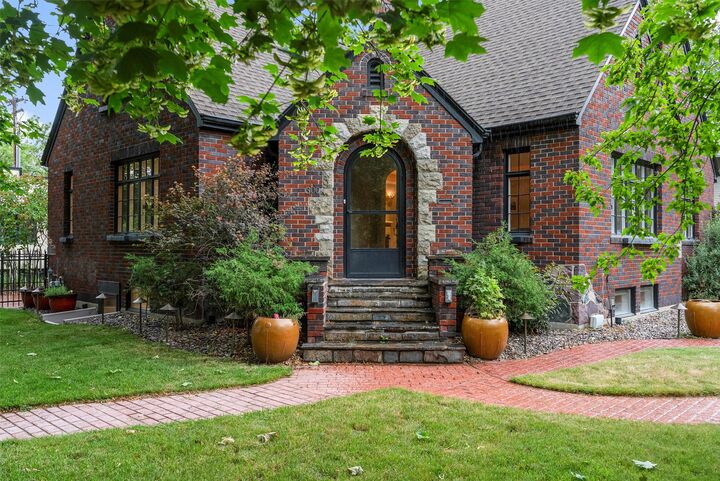 Property Photo:  300 Connell Avenue  MT 59801 