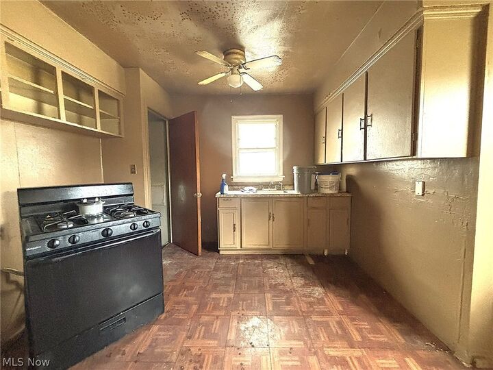 Property Photo:  3927 E 153rd Street  OH 44128 