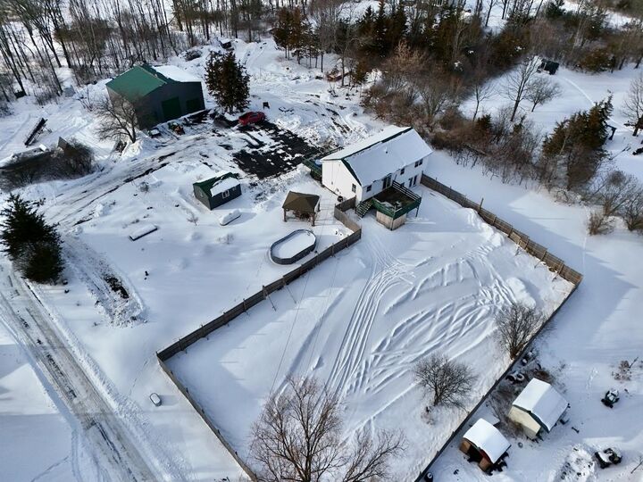 Property Photo:  17 Kayak Road  VT 05458 