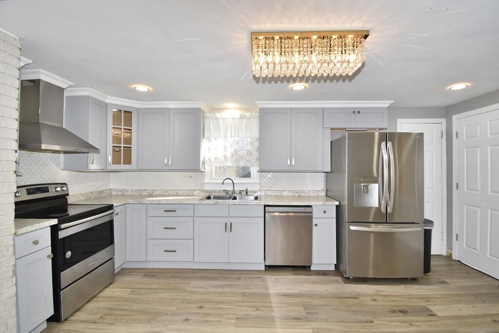 Property Photo: 85 Orchard Street MA 01013