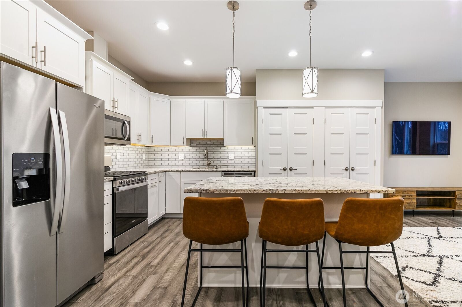 Property Photo:  5683  Sunstone Place 102  WA 98248 