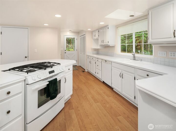 Property Photo:  14023  52nd Avenue NW  WA 98332 