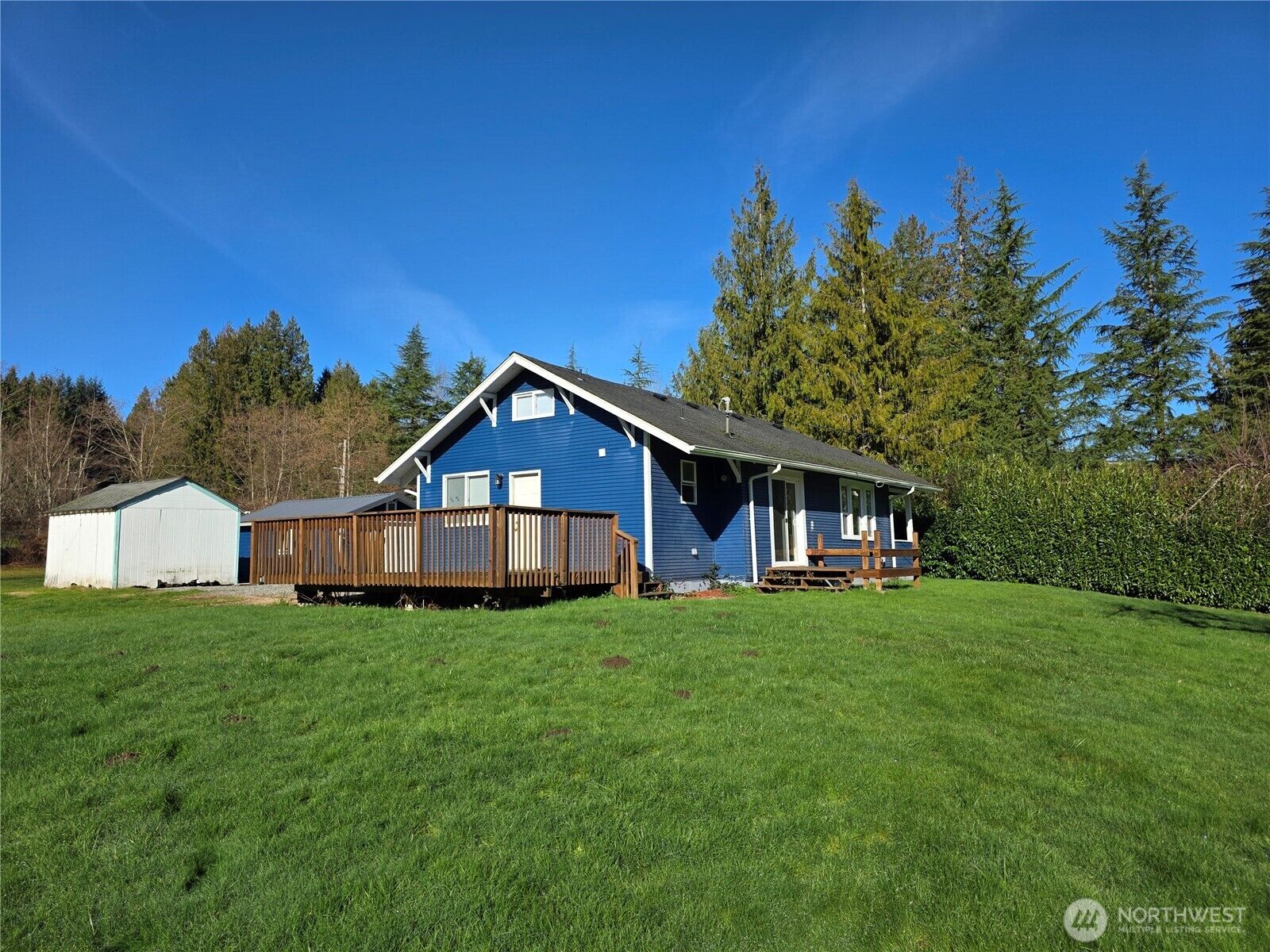 Property Photo: 1120 148th Street NE WA 98223