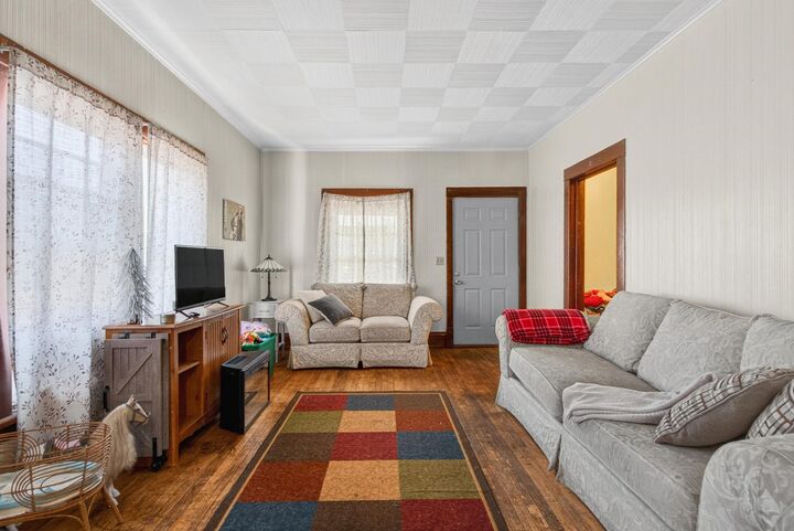 Property Photo:  1008 W 9th Avenue  WI 54902 