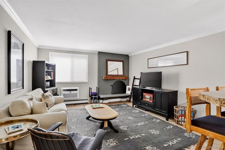 Property Photo:  1125 N Washington Street 206  CO 80203 