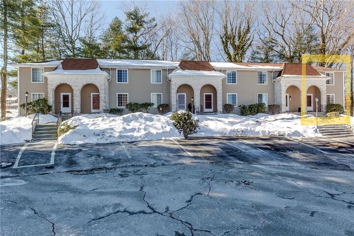 Property Photo:  25 Marigold Circle 25  RI 02904 