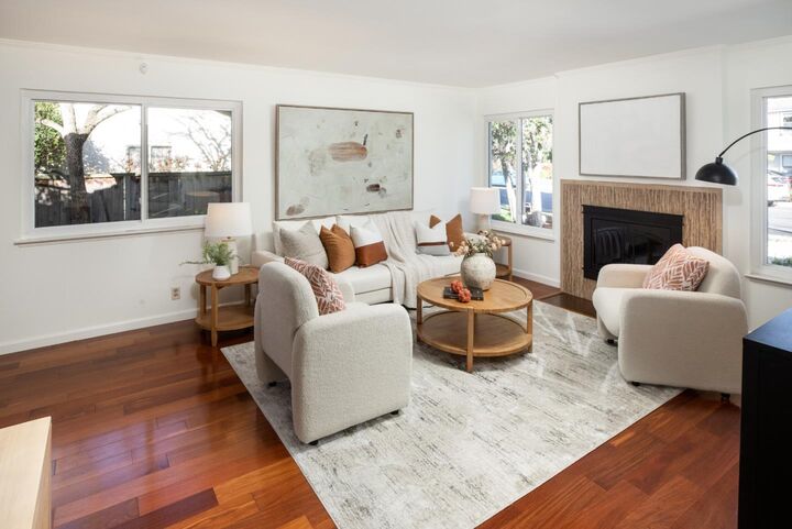 Property Photo:  1109 Wright Avenue  CA 94043 