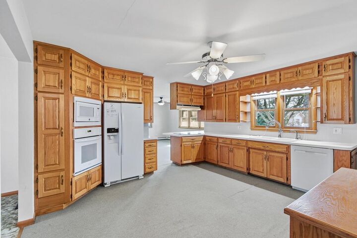 Property Photo:  1104 Woodman Road  WI 53545 