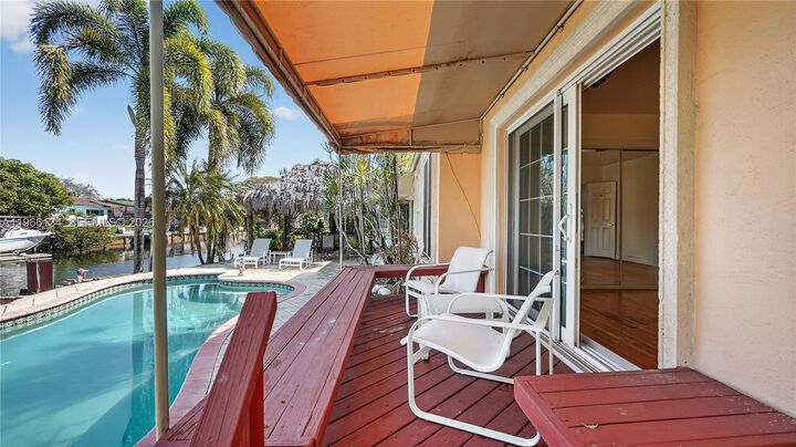 Property Photo:  2831 Arthur St  FL 33020 