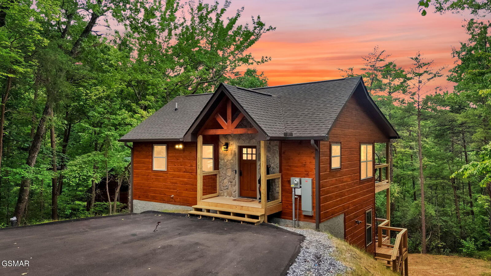 Property Photo:  1705 Parkway View Court  TN 37876 