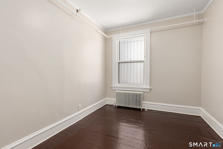 Property Photo:  360 Farmington Avenue 9  CT 06105 