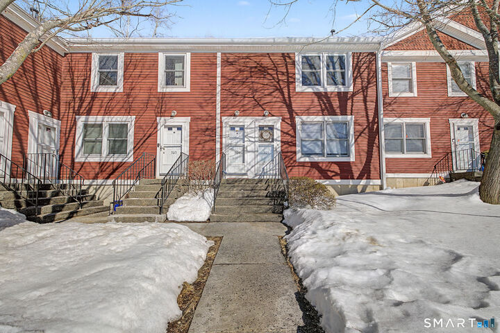 Property Photo: 7 Dean Street 3-304 CT 06810