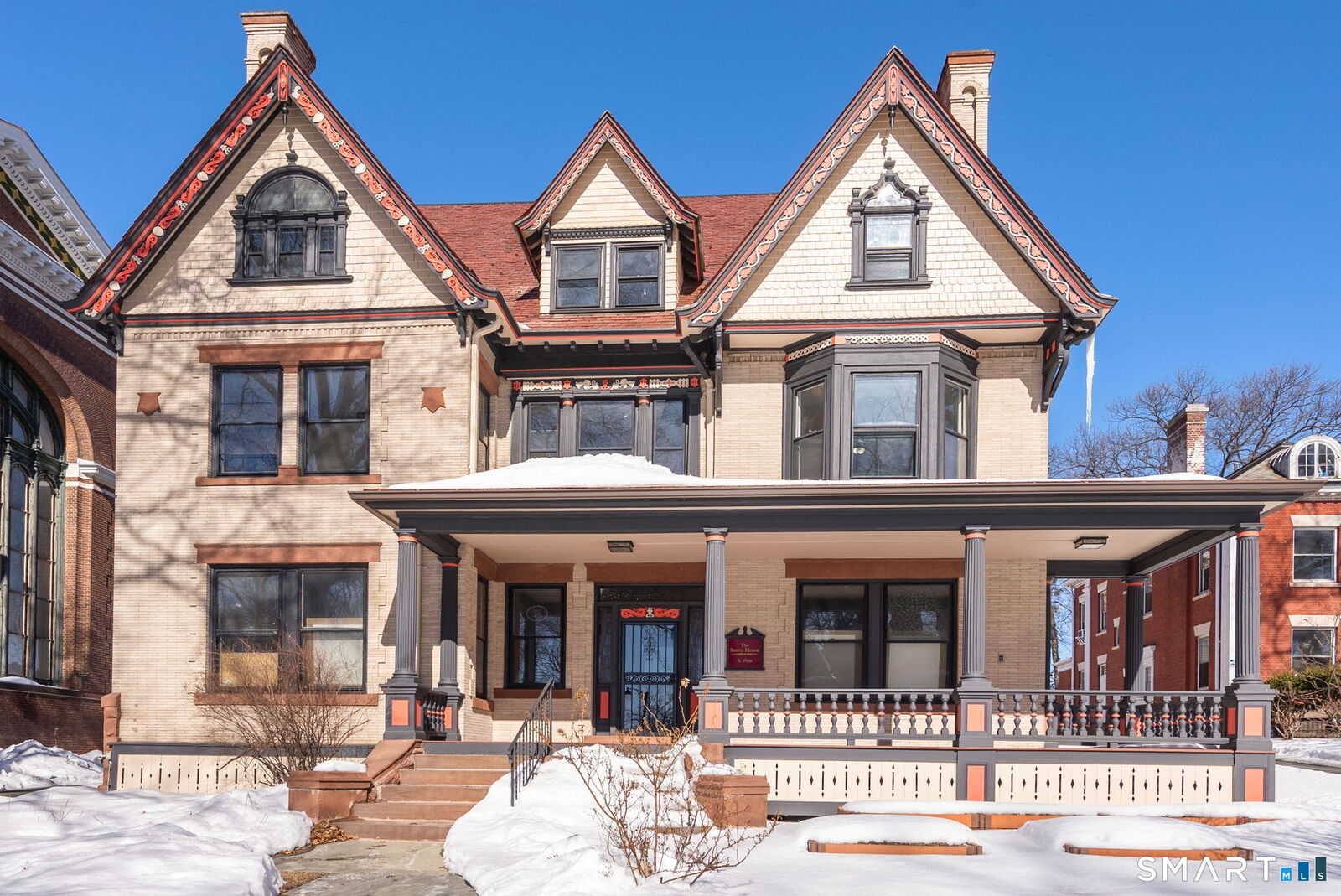 Property Photo:  360 Farmington Avenue 14  CT 06105 