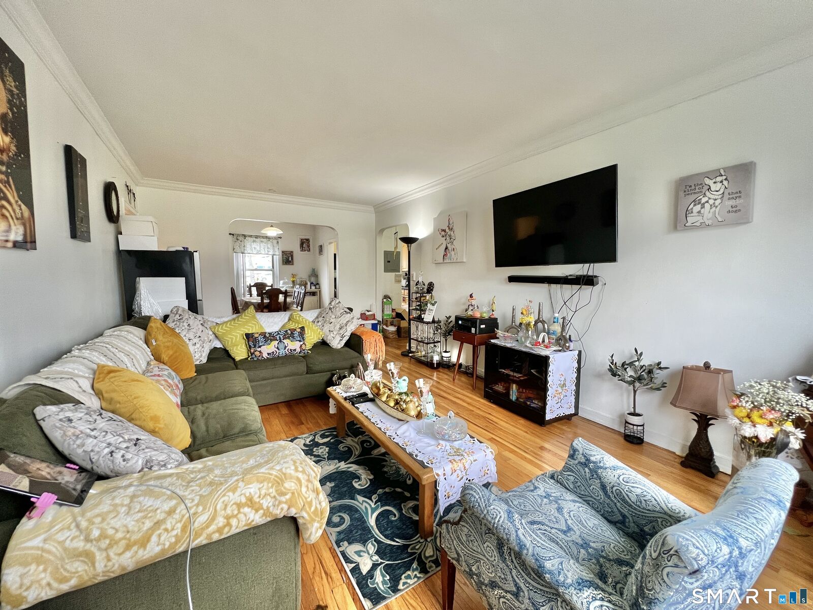 Property Photo: 118 Woodside Green 1A CT 06905