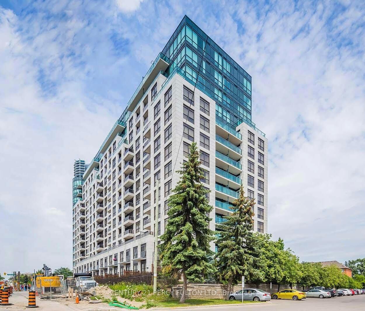 Property Photo:  18 Harding Boulevard 105  ON L4C 0T3 