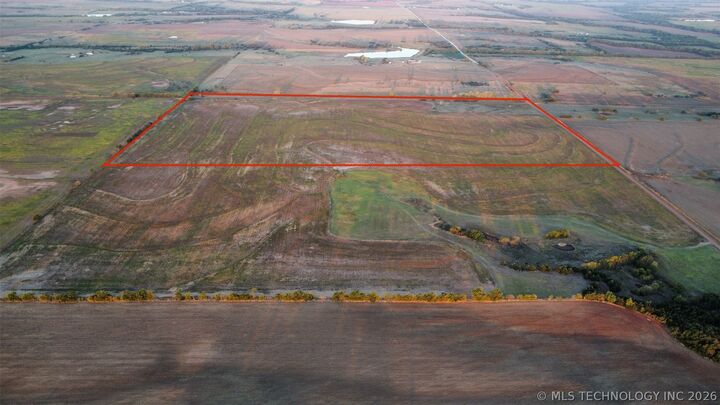 Property Photo:  1 E 350 Road  OK 73738 