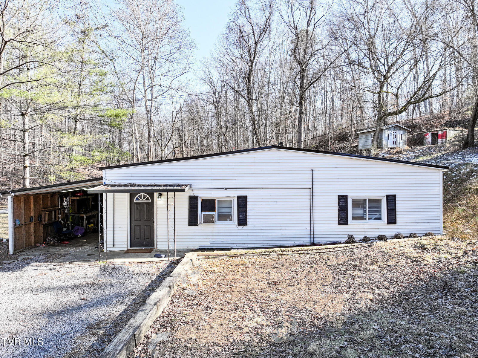 Property Photo:  329 Hillcrest Street  TN 37857 