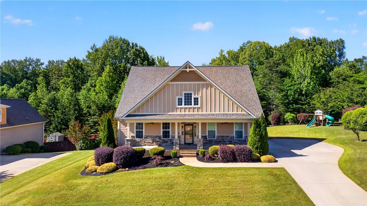 Property Photo:  6 Setting Sun Lane  SC 29690 