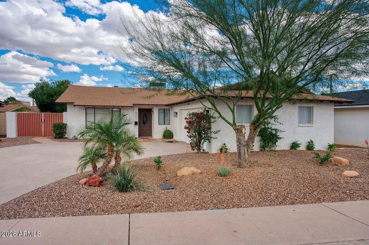 Property Photo:  8701 E Bonnie Rose Avenue  AZ 85250 