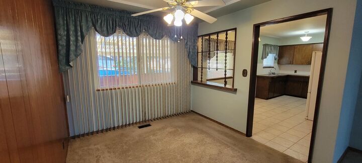 Property Photo:  712 Townley Street  BC V3J 4N1 