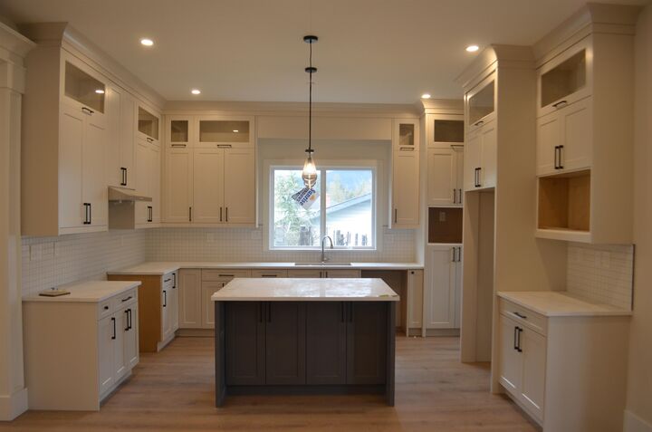 Photo de la propriété: 8512 Nottman Street BC V2V 3W4