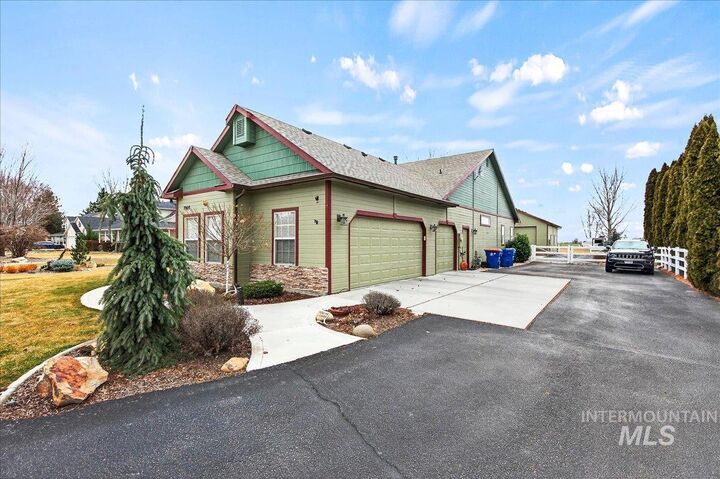 Property Photo: 7901 S Chisum Way ID 83642