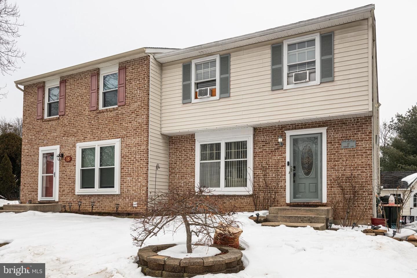 Property Photo: 17 Courtney Lane PA 19372