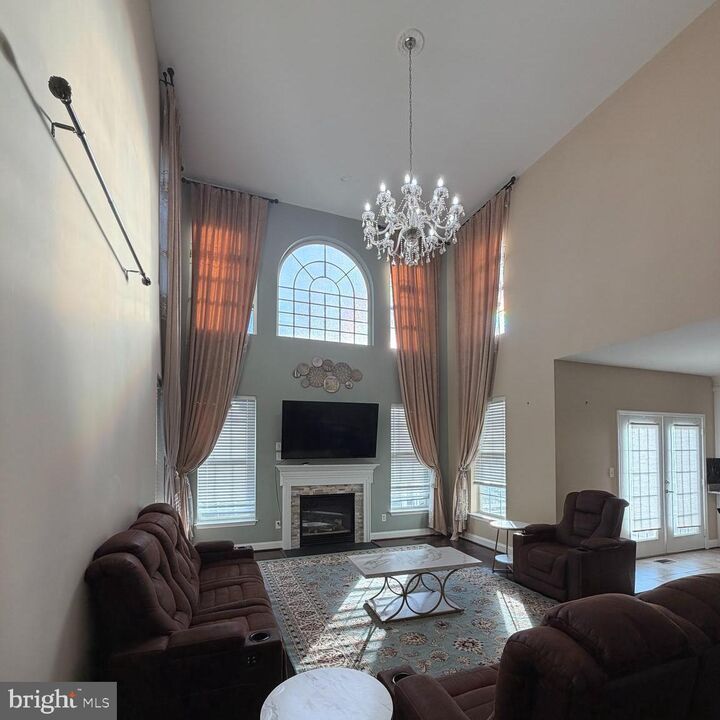 Property Photo:  13580 Den Hollow Court  VA 20112 