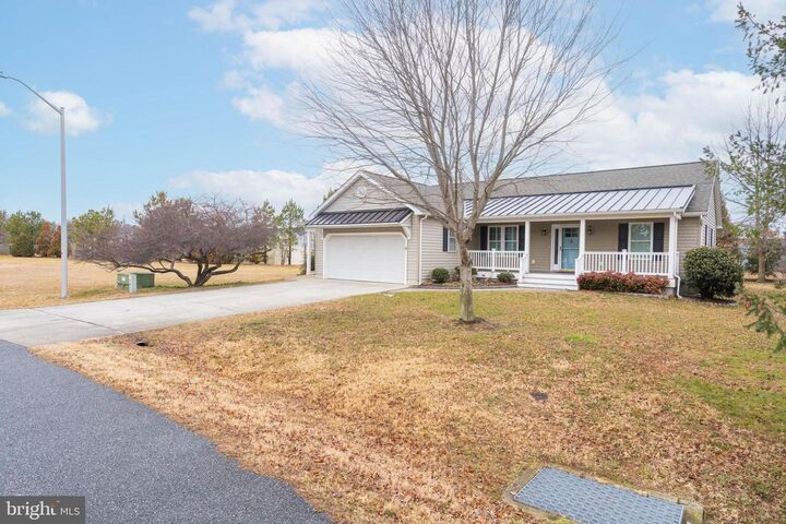 Property Photo:  8 N Atlantic Drive  DE 19958 