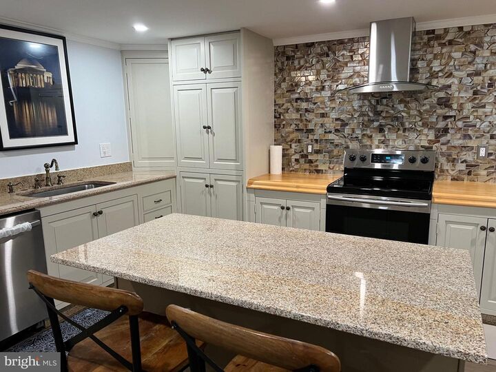 Property Photo: 216 Stern Cove VA 22554