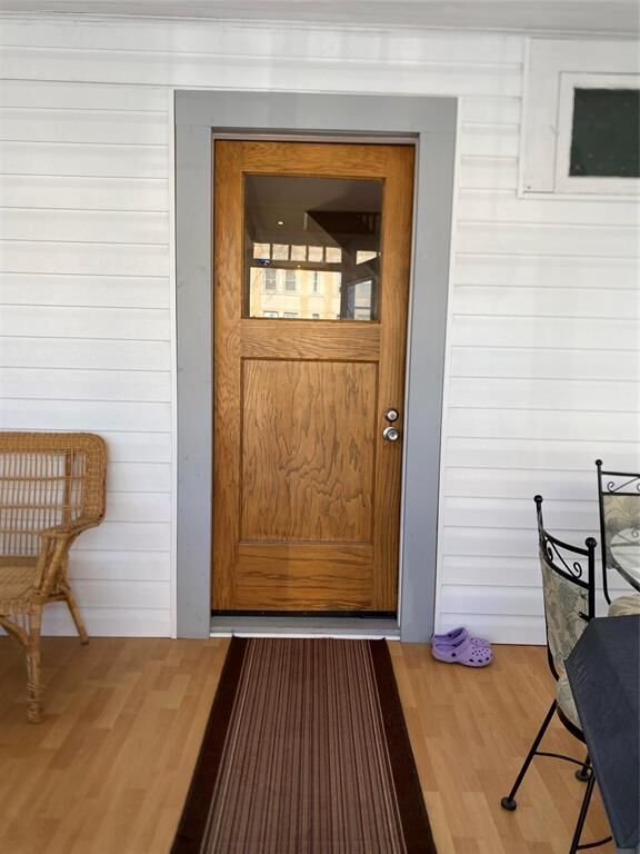 Property Photo: 106 Polson Avenue MB R2W 0M4