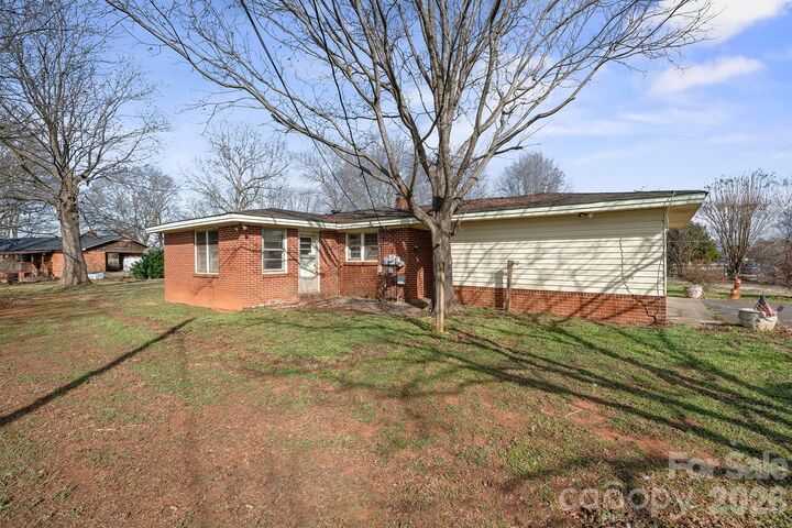 Property Photo:  766 Hephzibah Church Road  NC 28033 