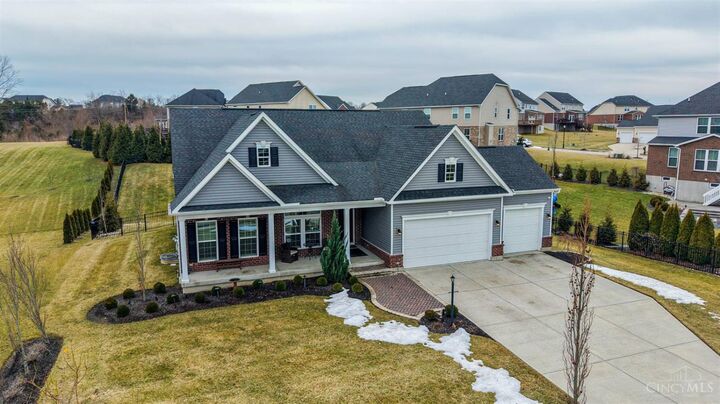 Property Photo:  2613 Rosings Park Drive  OH 45040 