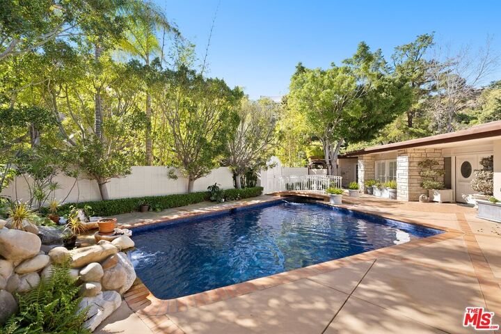 Property Photo: 1743 Stone Canyon Rd CA 90077