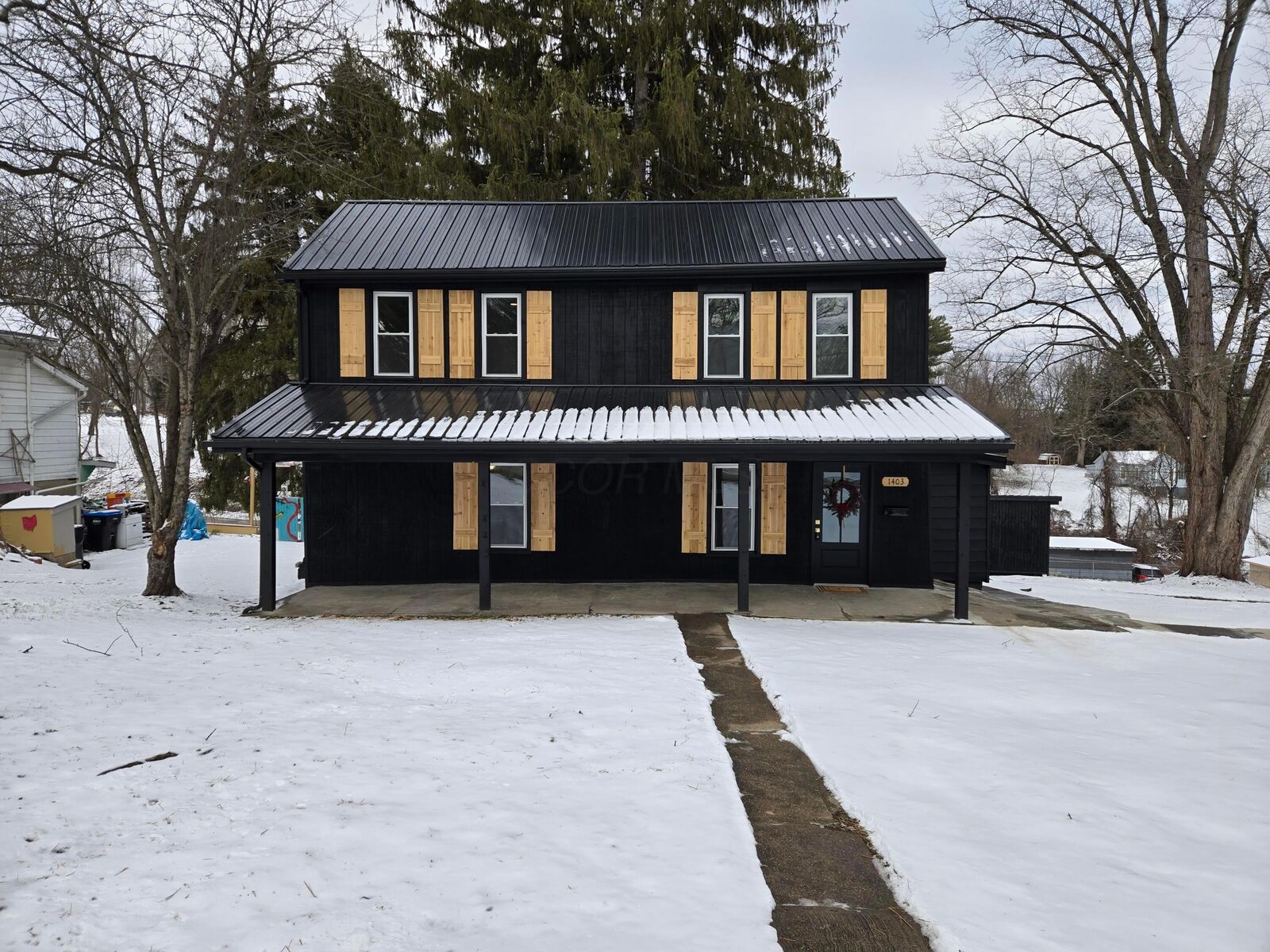 Property Photo:  1403 Playford Avenue  OH 43701 