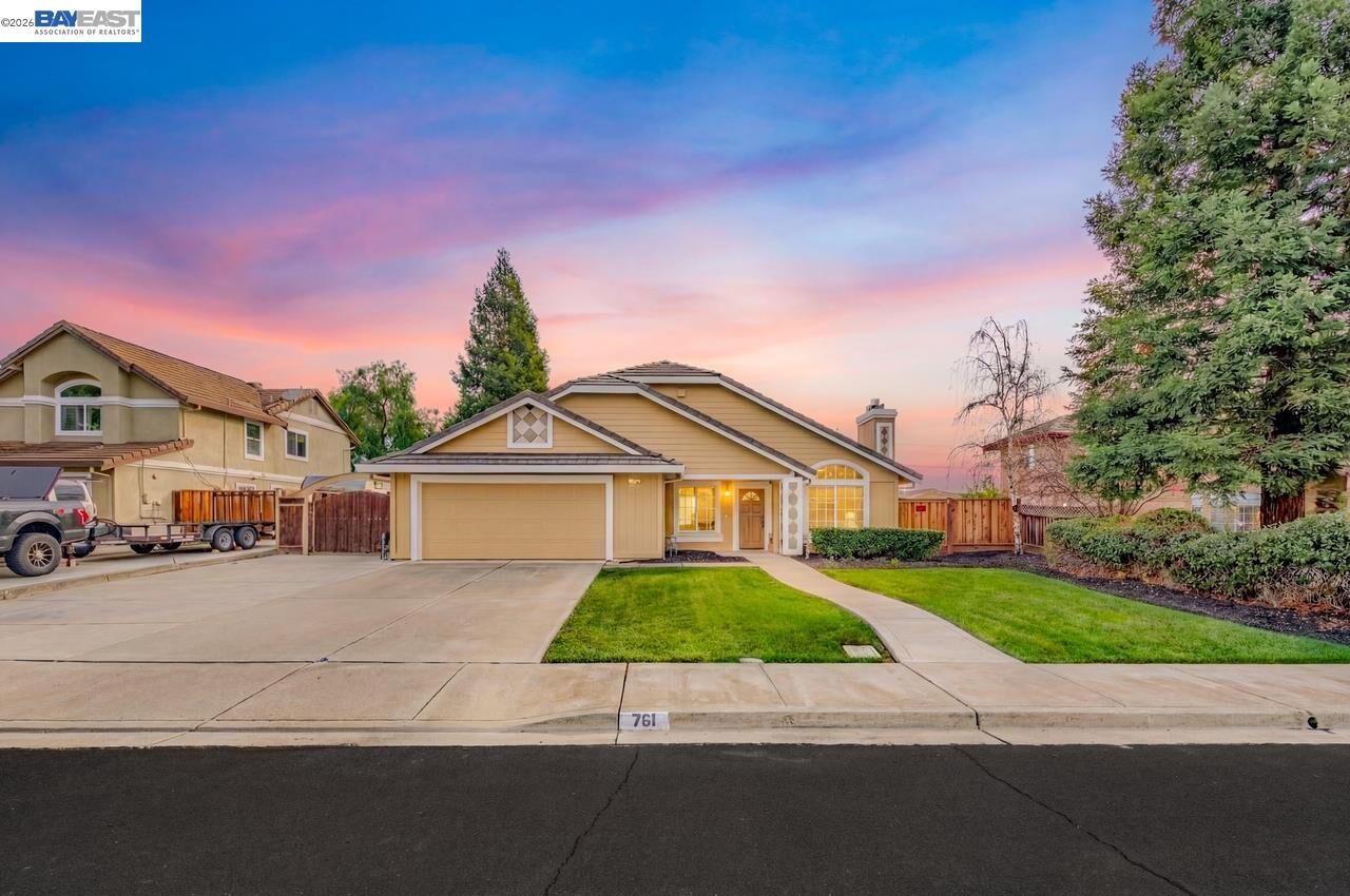 Property Photo:  761 Cottonwood Ct  CA 94551 