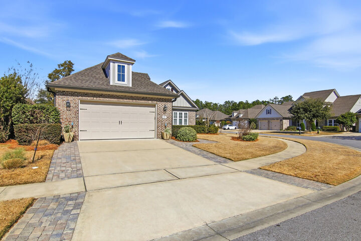 Property Photo:  183 Meadow Lake Drive  FL 32439 