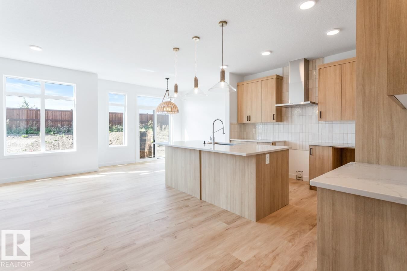 Property Photo:  74 Cuddie Drive  AB T0B 0B0 