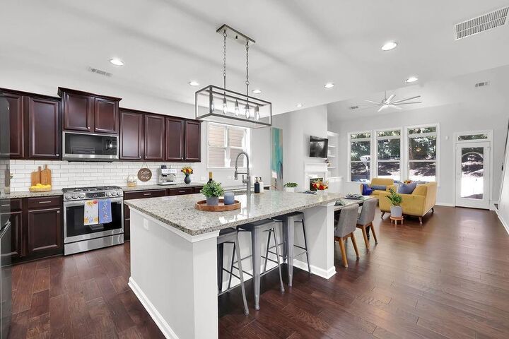 Property Photo: 1030 Legacy Lane GA 30004